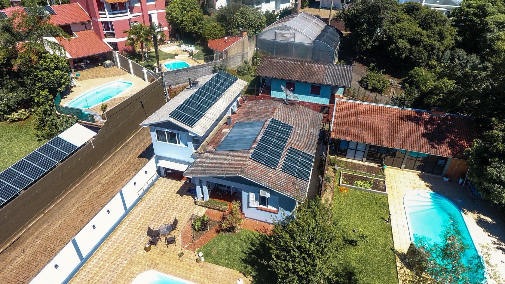 Residência com energia solar instalada pela Sonnental